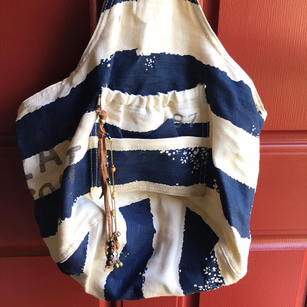 Aeropostale bag